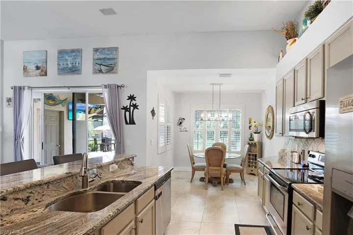 8644  Southwind Bay  CIR, Fort Myers, FL 33908