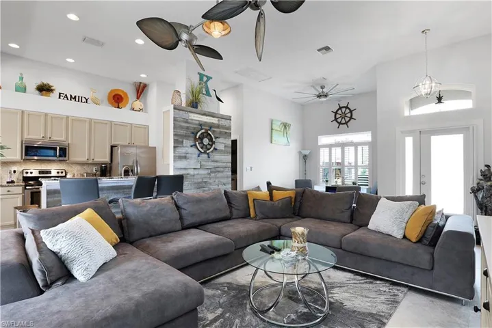 8644  Southwind Bay  CIR, Fort Myers, FL 33908