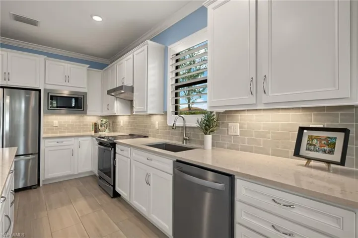 11302  Tiverton  TRCE, Fort Myers, FL 33913
