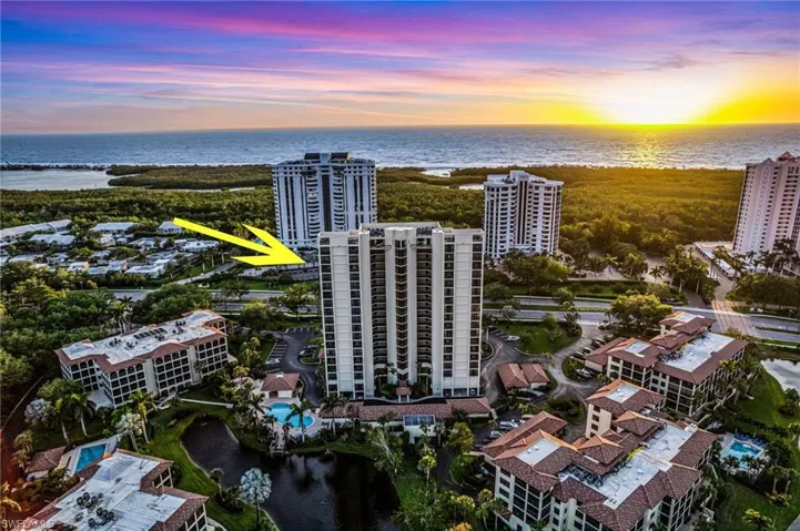 6000  Pelican Bay  BLVD, Naples, FL 34108