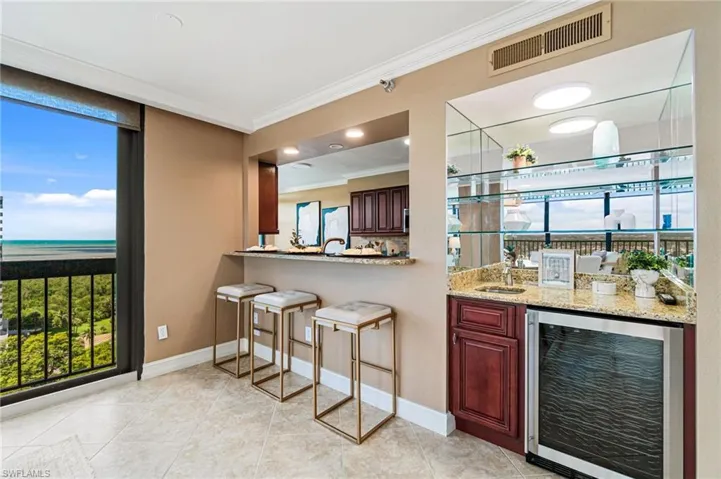 6000  Pelican Bay  BLVD, Naples, FL 34108