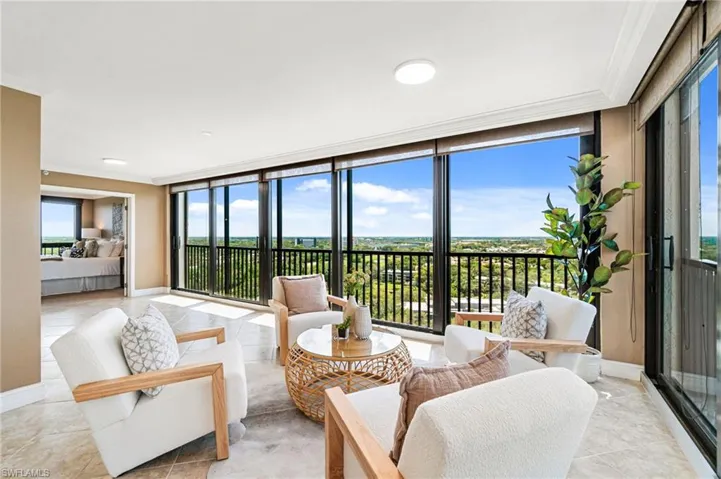 6000  Pelican Bay  BLVD, Naples, FL 34108
