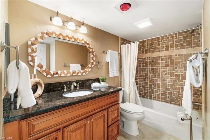 6000  Pelican Bay  BLVD, Naples, FL 34108
