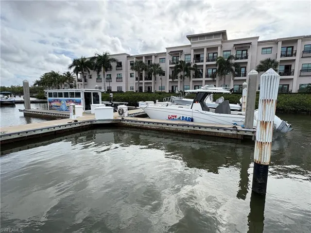 1345  5th S AVE, Naples, FL 34102
