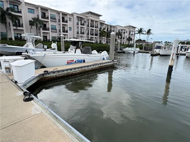 1345  5th S AVE, Naples, FL 34102