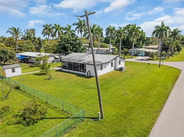 332 Rockledge Rd, Fort Myers Fl 33905