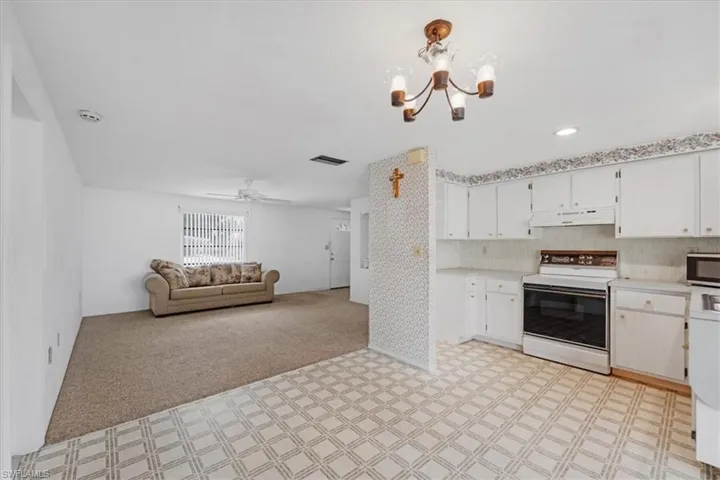 332 Rockledge Rd, Fort Myers Fl 33905