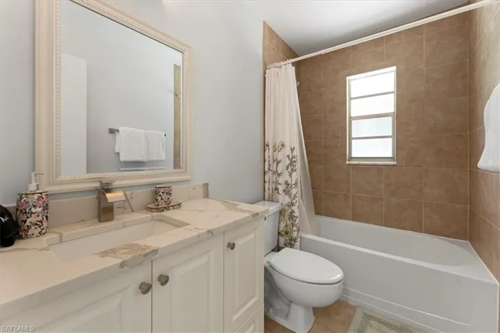 2250 Poinciana St, Naples, Florida 34105