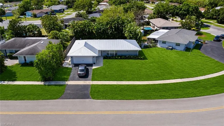 2250 Poinciana St, Naples, Florida 34105