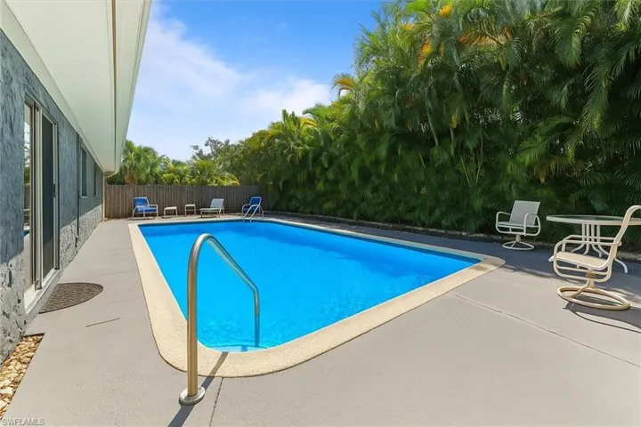 2250 Poinciana St, Naples, Florida 34105