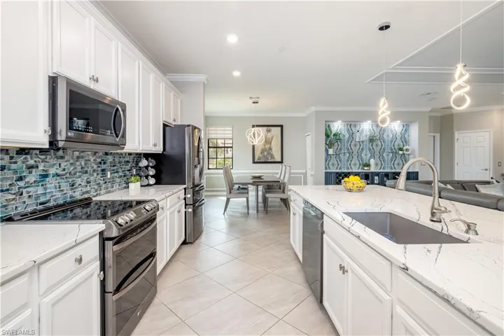 12036 Hawthorn Lake Dr 202, Fort Myers, Florida 33913