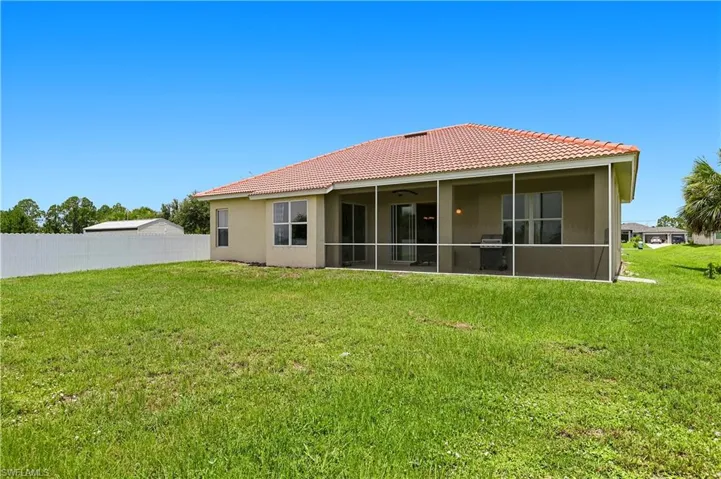 2930 35th Ave Ne, Naples, Florida 34120