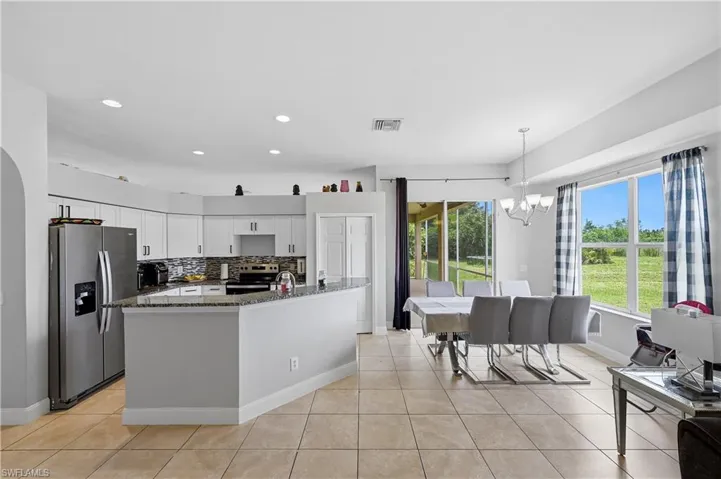 2930 35th Ave Ne, Naples, Florida 34120