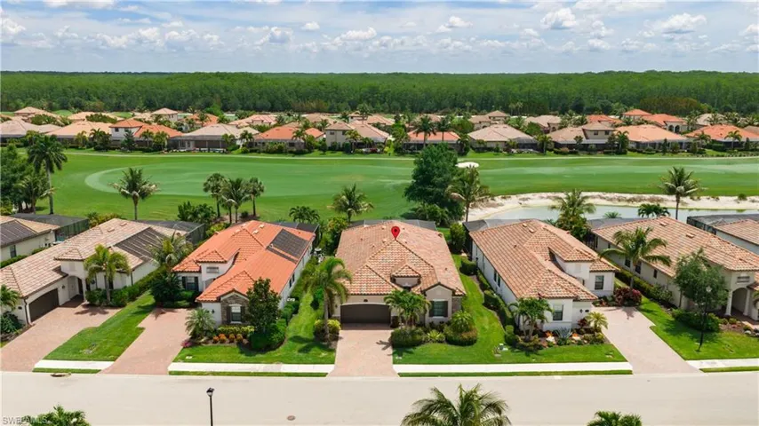 28657 Newtown Ct, Bonita Springs, Florida 34135