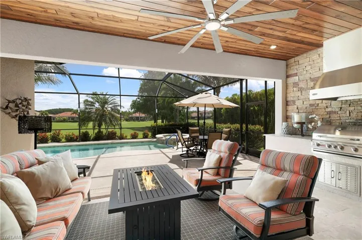 28657 Newtown Ct, Bonita Springs, Florida 34135