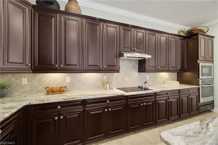 28657 Newtown Ct, Bonita Springs, Florida 34135