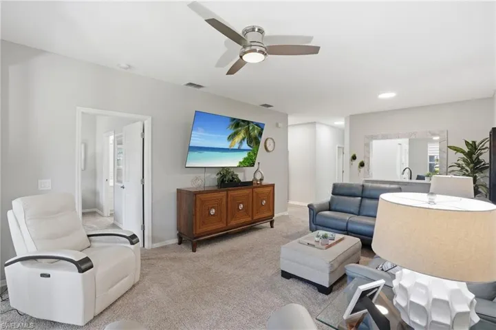 14570  Daffodil  DR, Fort Myers, FL 33919