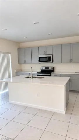 216 El Dorado Blvd S, Cape Coral, Florida 33991