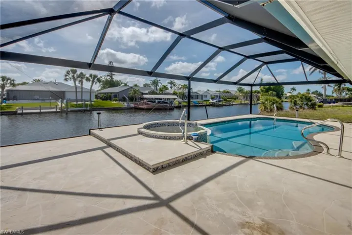 4327 SW 2nd  AVE, Cape Coral, FL 33914