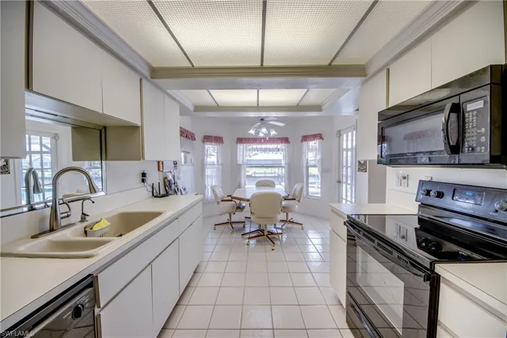 4327 SW 2nd  AVE, Cape Coral, FL 33914