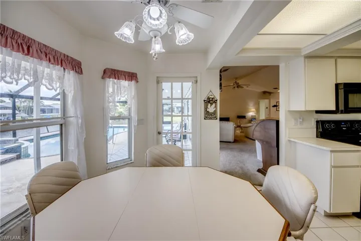 4327 SW 2nd  AVE, Cape Coral, FL 33914