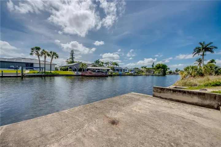 4327 SW 2nd  AVE, Cape Coral, FL 33914