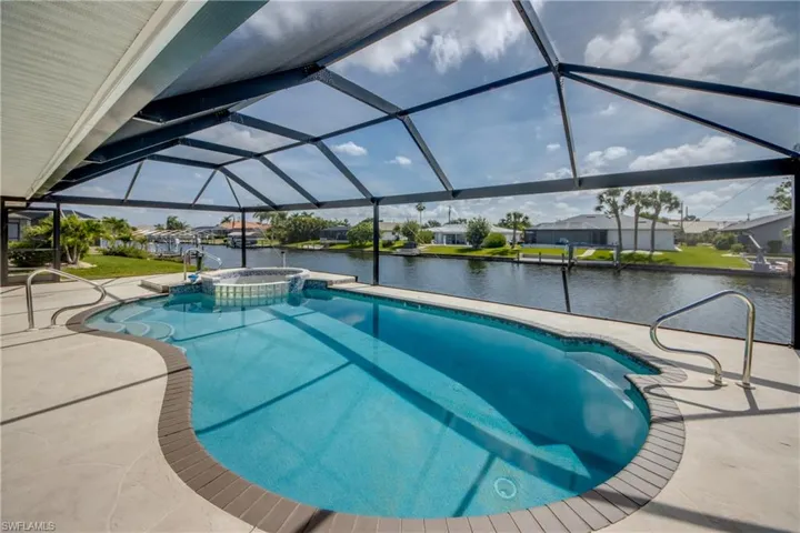 4327 SW 2nd  AVE, Cape Coral, FL 33914