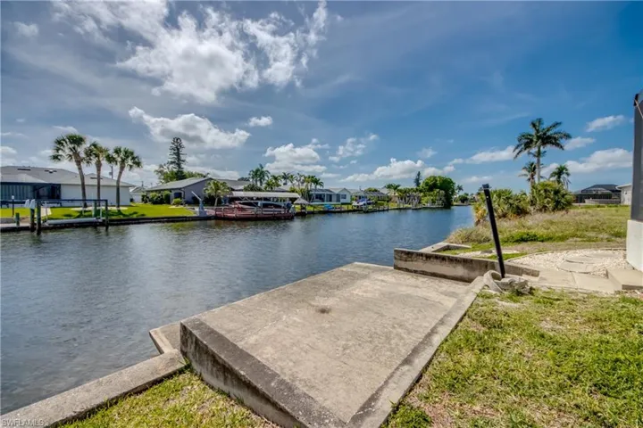 4327 SW 2nd  AVE, Cape Coral, FL 33914