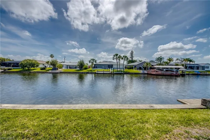 4327 SW 2nd  AVE, Cape Coral, FL 33914