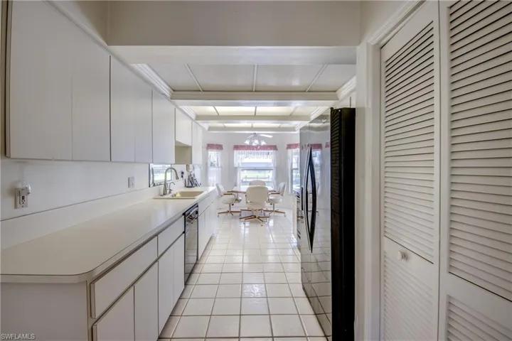 4327 SW 2nd  AVE, Cape Coral, FL 33914