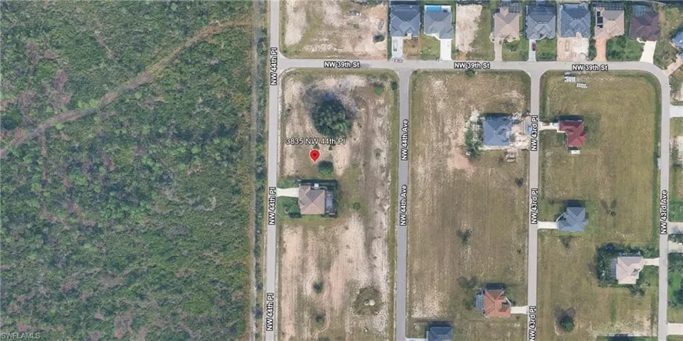 3835 Nw 44th Pl, Cape Coral, Florida 33993