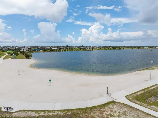 3835 Nw 44th Pl, Cape Coral, Florida 33993