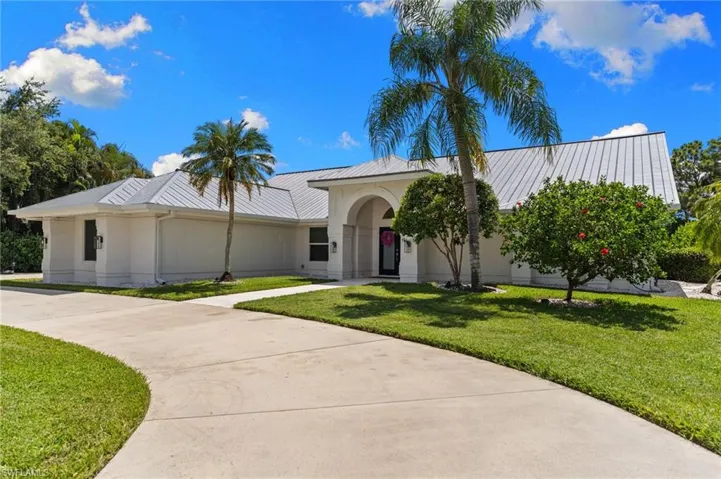 245 Monterey Dr, Naples, Florida 34119