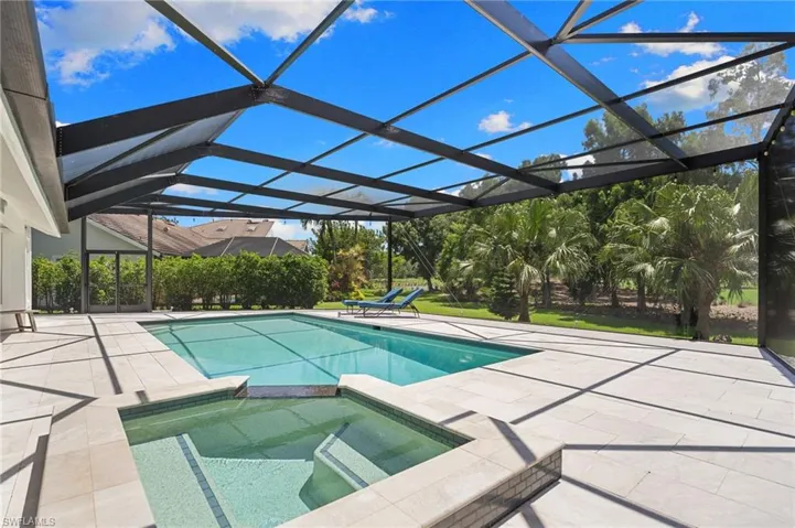 245 Monterey Dr, Naples, Florida 34119