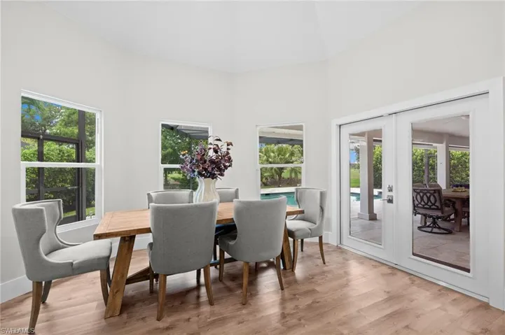 245 Monterey Dr, Naples, Florida 34119