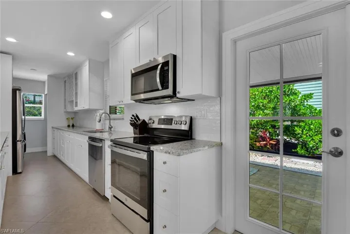 1155  6th S ST, Naples, FL 34102