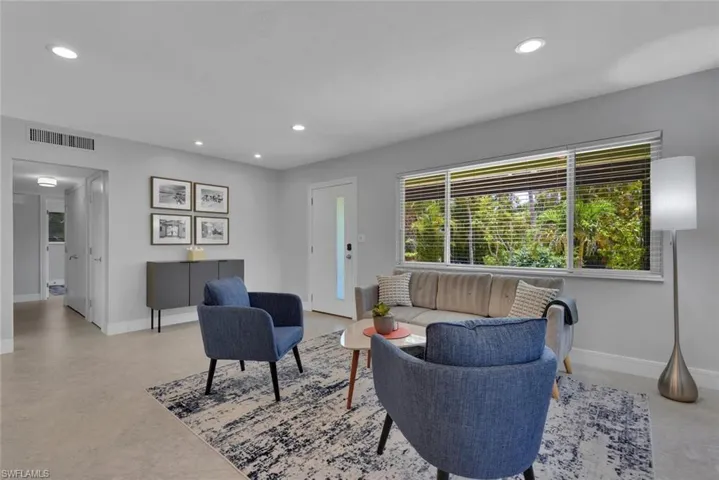 1155  6th S ST, Naples, FL 34102