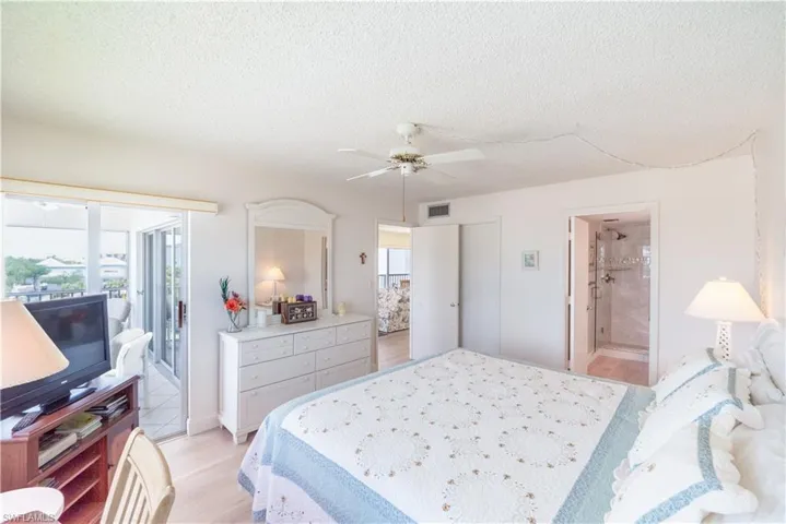 6900  Estero  BLVD, Fort Myers Beach, FL 33931