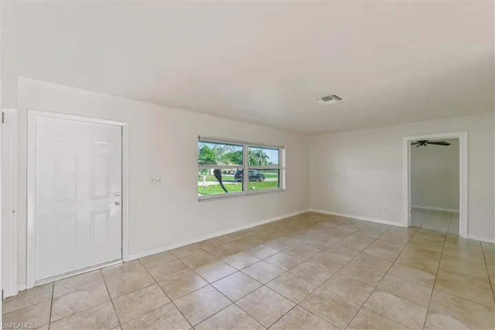 208 Norwich Ave, Lehigh Acres, Florida 33936