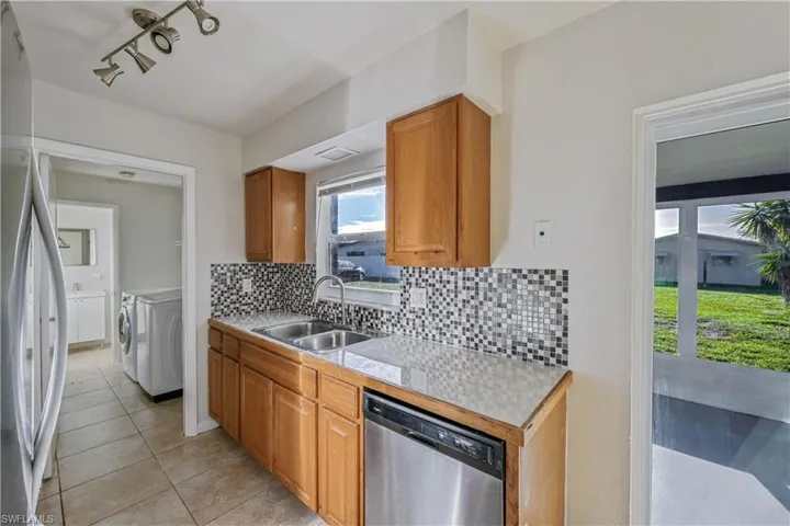 208 Norwich Ave, Lehigh Acres, Florida 33936