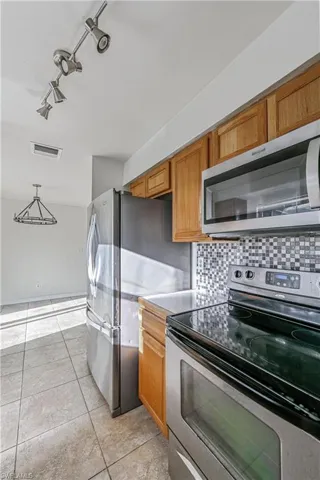 208 Norwich Ave, Lehigh Acres, Florida 33936