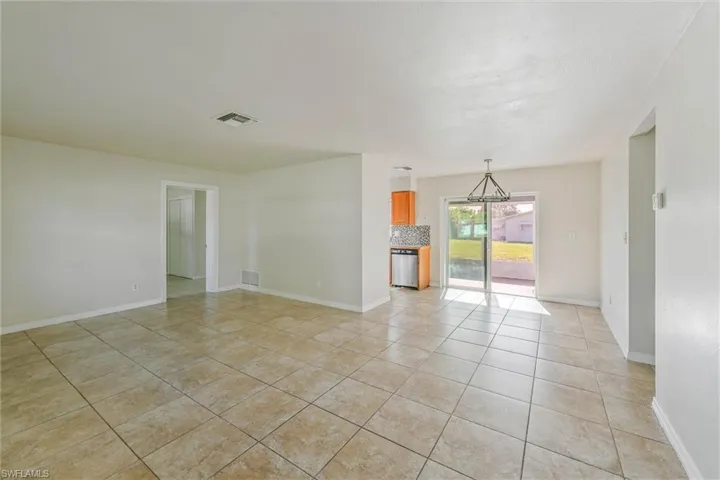 208 Norwich Ave, Lehigh Acres, Florida 33936