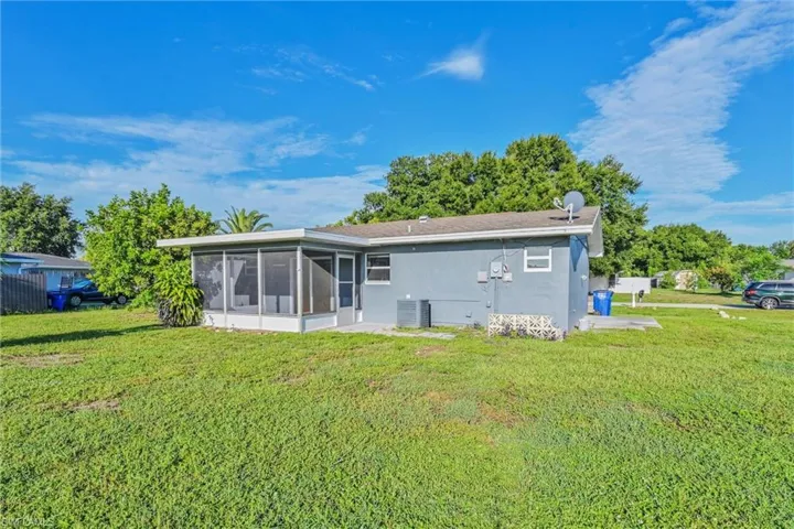 208 Norwich Ave, Lehigh Acres, Florida 33936