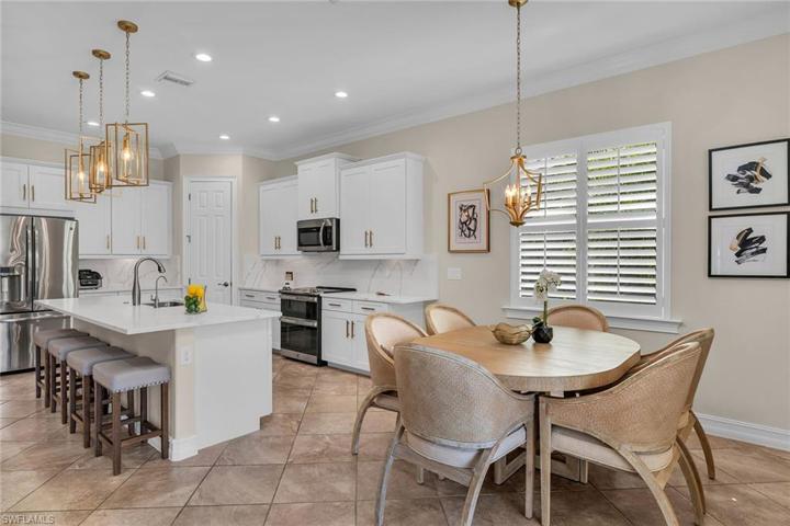 9225  Campanile  CIR, Naples, FL 34114