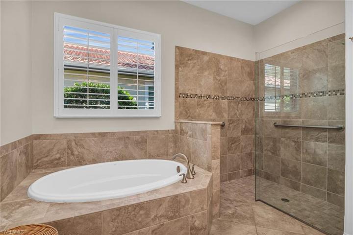 9225  Campanile  CIR, Naples, FL 34114