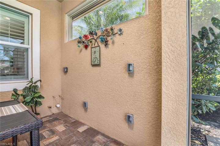 9225  Campanile  CIR, Naples, FL 34114