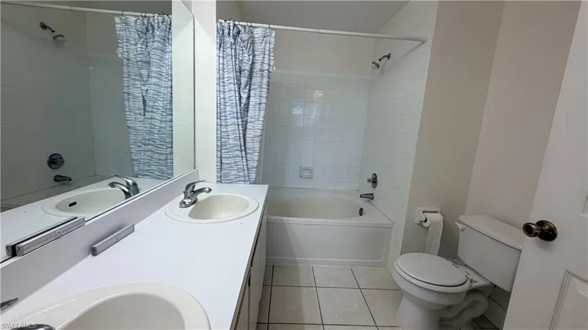 6490 Aragon Way 205, Fort Myers, Florida 33966