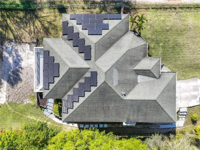 Aerial view of property and surrounding area