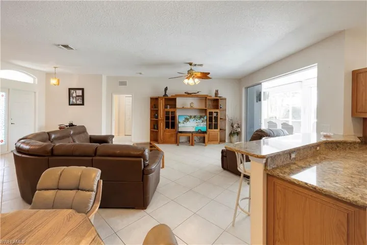 20730  Athenian  LN, North Fort Myers, FL 33917