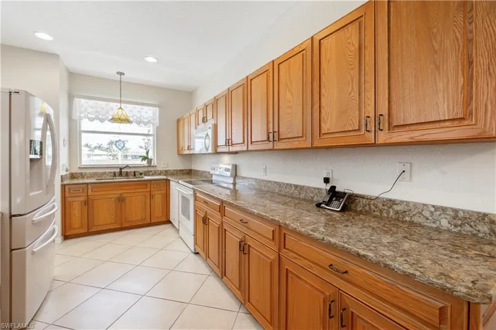 20730  Athenian  LN, North Fort Myers, FL 33917